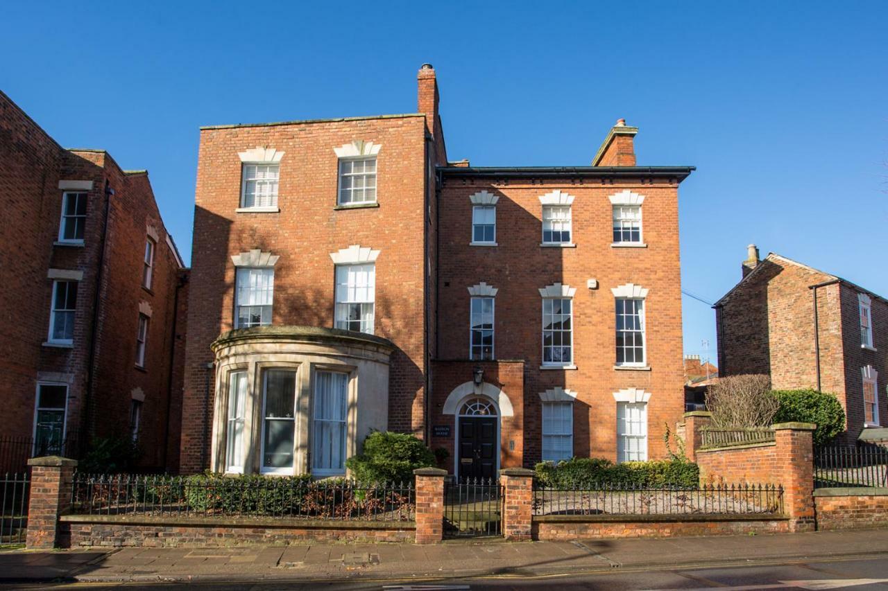 Stylish Apartment Close To Gloucester Quays & Docks Exterior foto