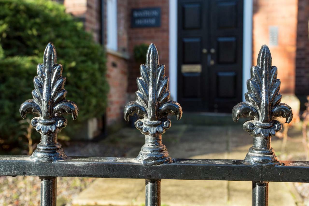 Stylish Apartment Close To Gloucester Quays & Docks Exterior foto